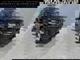 Used 2018 Jeep Compass Latitude w/ Popular Equipment Group image 1