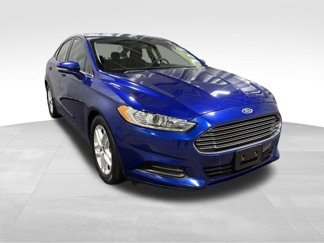 Used 2015 Ford Fusion SE image 1
