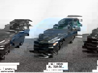 New 2025 Hyundai Elantra SEL image 1