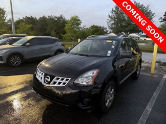 Used 2015 Nissan Rogue S w/ Convenience Package image 1