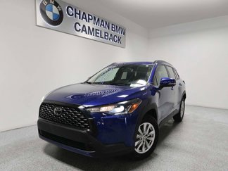 Used 2022 Toyota Corolla Cross LE image 1