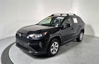 Certified 2019 Toyota RAV4 LE image 1