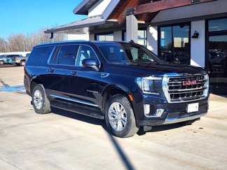 Used 2023 GMC Yukon XL SLT image 1