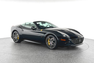 Used 2015 Ferrari California T image 1