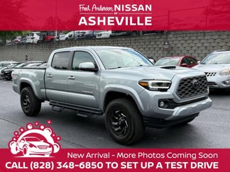 Used 2022 Toyota Tacoma TRD Sport image 1