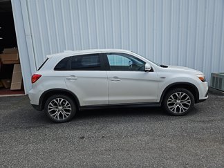 Used 2018 Mitsubishi Outlander Sport ES image 1