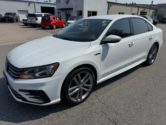 Used 2018 Volkswagen Passat 2.0T R-Line image 1