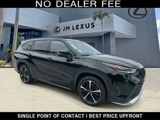 Used 2021 Toyota Highlander XSE image 1