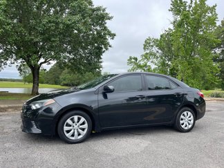 Used 2016 Toyota Corolla LE image 1