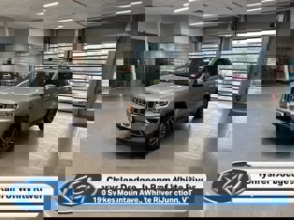 Used 2019 Jeep Grand Cherokee Limited image 1