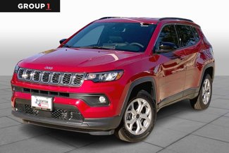 New 2025 Jeep Compass Latitude image 1