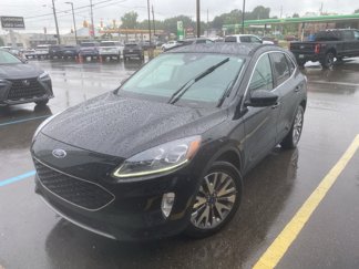 Used 2022 Ford Escape Titanium image 1