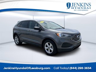 Used 2021 Ford Edge SE image 1