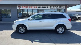 Used 2017 Dodge Journey SXT image 1