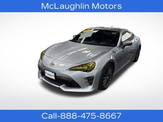 Used 2017 Toyota 86 image 1
