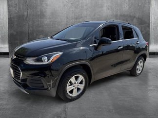 Used 2020 Chevrolet Trax LT w/ LT Convenience Package image 1