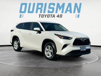 Used 2023 Toyota Highlander L image 1