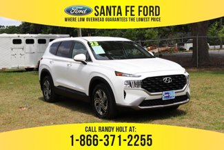 Used 2023 Hyundai Santa Fe SE image 1