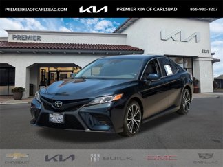 Used 2019 Toyota Camry L image 1