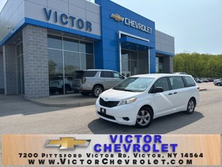 Used 2011 Toyota Sienna image 1