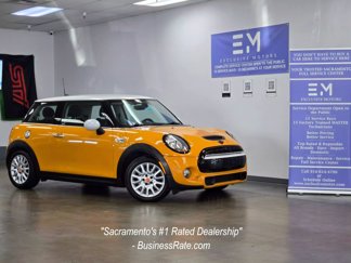 Used 2014 MINI Cooper S image 1