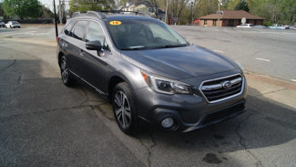 Used 2018 Subaru Outback 2.5i Limited image 1