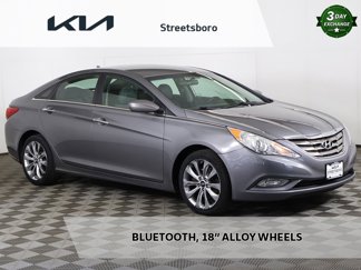 Used 2011 Hyundai Sonata SE image 1