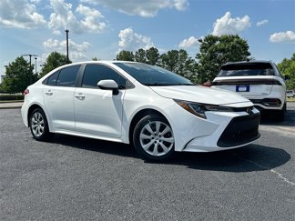 Used 2021 Toyota Corolla LE image 1