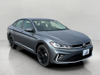 New 2025 Volkswagen Jetta SE image 1