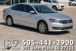 Used 2015 Volkswagen Passat 1.8T S image 1