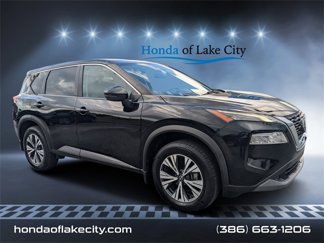Used 2022 Nissan Rogue SV image 1