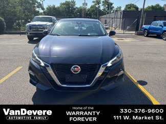 Used 2021 Nissan Altima 2.5 SV image 1