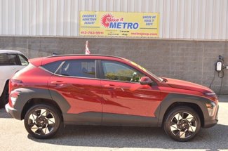 Used 2025 Hyundai Kona SEL image 1