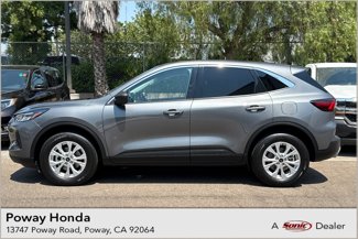 Used 2024 Ford Escape Active image 1