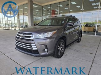 Used 2018 Toyota Highlander Plus image 1