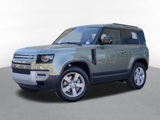 Used 2025 Land Rover Defender 90 S image 1
