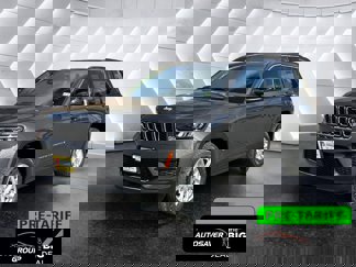 New 2025 Jeep Grand Cherokee Laredo image 1