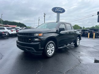 Used 2022 Chevrolet Silverado 1500 Custom image 1