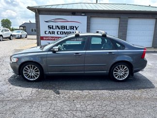 Used 2011 Volvo S40 T5 image 1