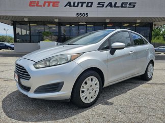 Used 2016 Ford Fiesta S image 1