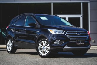 Used 2017 Ford Escape SE w/ Equipment Group 201A image 1