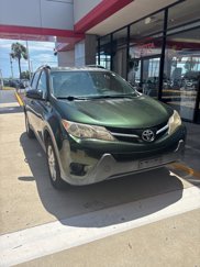 Used 2013 Toyota RAV4 LE image 1