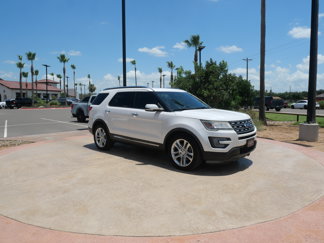 Used 2017 Ford Explorer Limited image 1