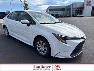 Certified 2022 Toyota Corolla LE image 1