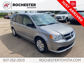Used 2017 Dodge Grand Caravan SE image 1
