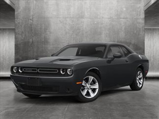 Used 2019 Dodge Challenger SXT image 1