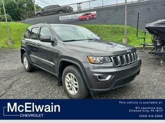 Used 2020 Jeep Grand Cherokee Laredo image 1