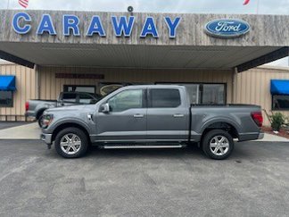New 2025 Ford F150 XLT w/ Equipment Group 302A MID image 1