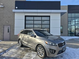 Used 2017 Kia Sorento SX image 1