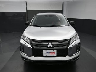 Used 2023 Mitsubishi Outlander Sport ES image 1